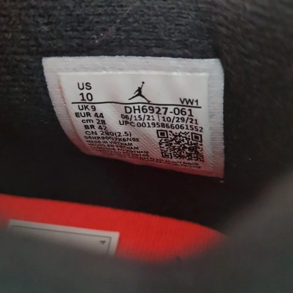 Jordan 4 main image 5